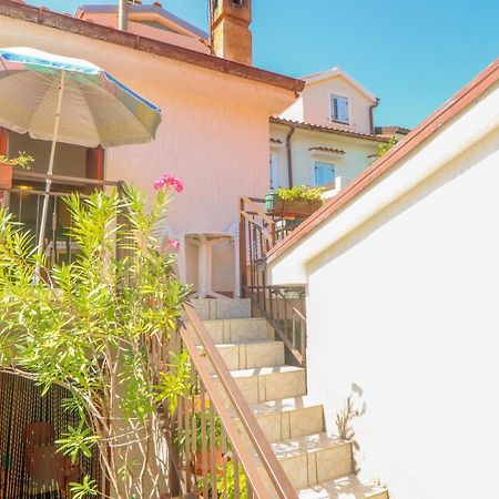 Apartment Marulic In Old Town Baška Екстериор снимка