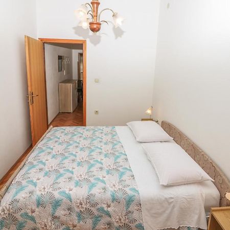 Apartment Marulic In Old Town Baška Екстериор снимка