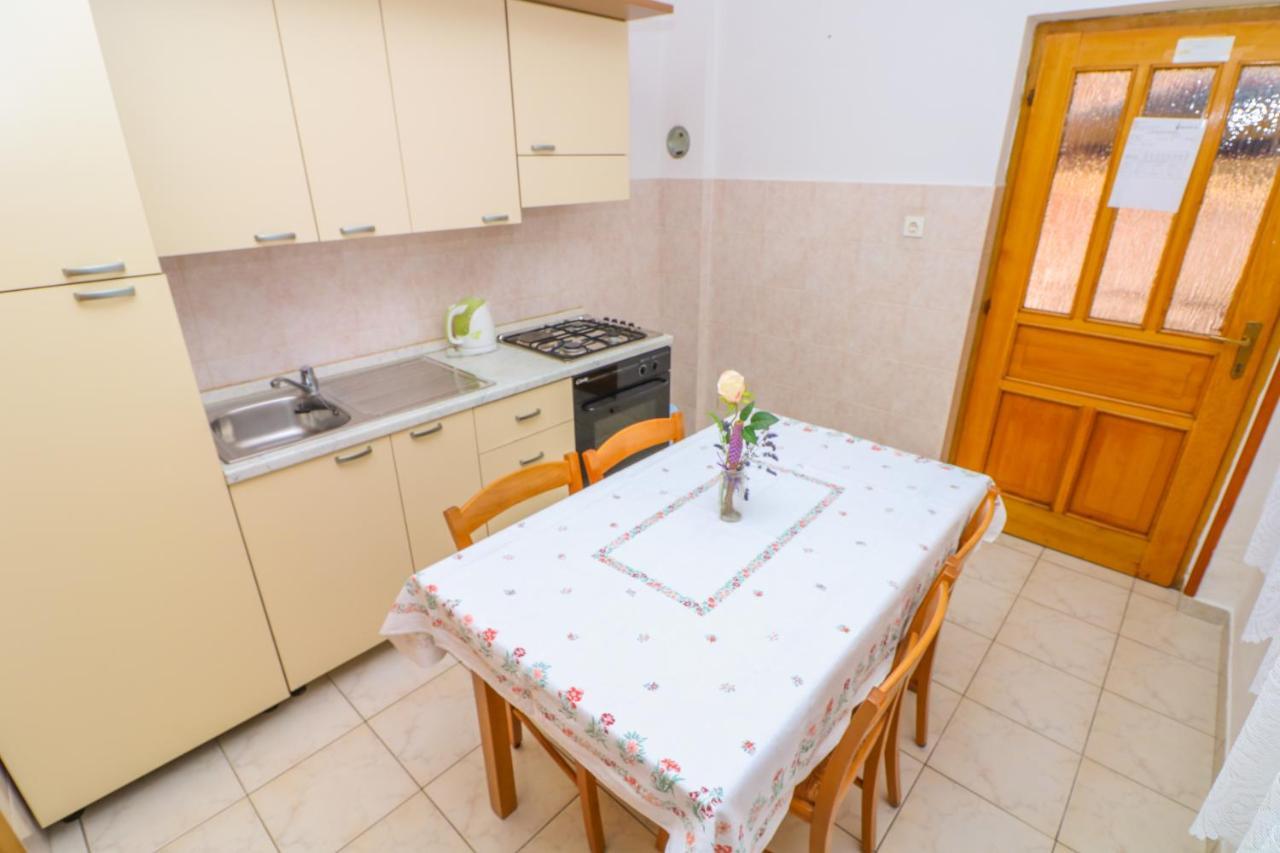 Apartment Marulic In Old Town Baška Екстериор снимка