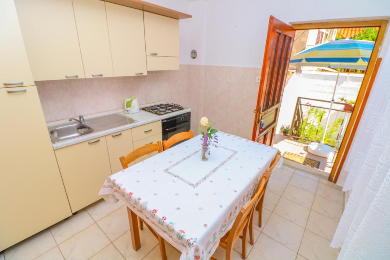 Apartment Marulic In Old Town Baška Екстериор снимка