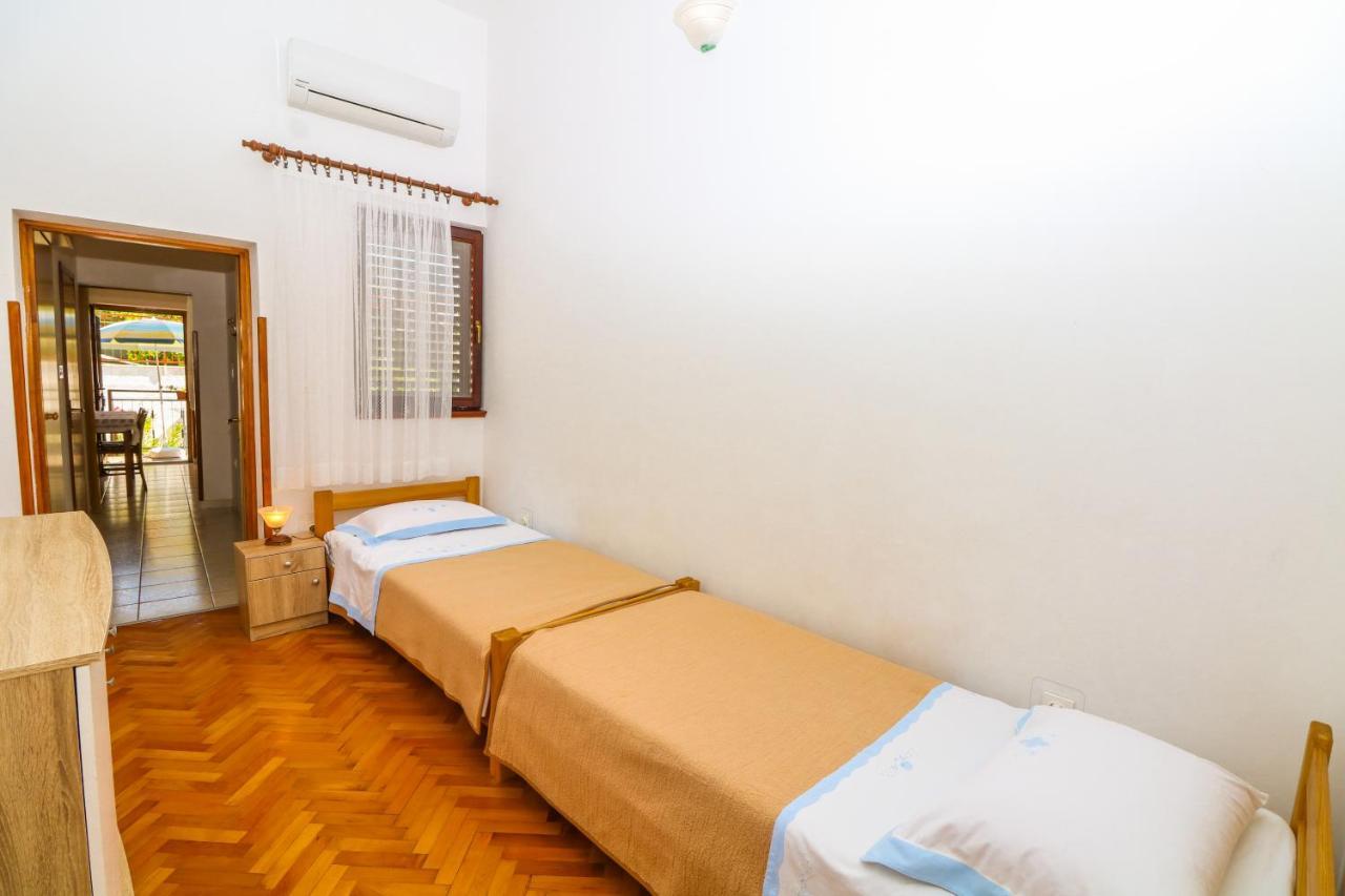 Apartment Marulic In Old Town Baška Екстериор снимка