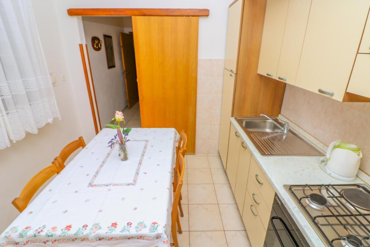 Apartment Marulic In Old Town Baška Екстериор снимка